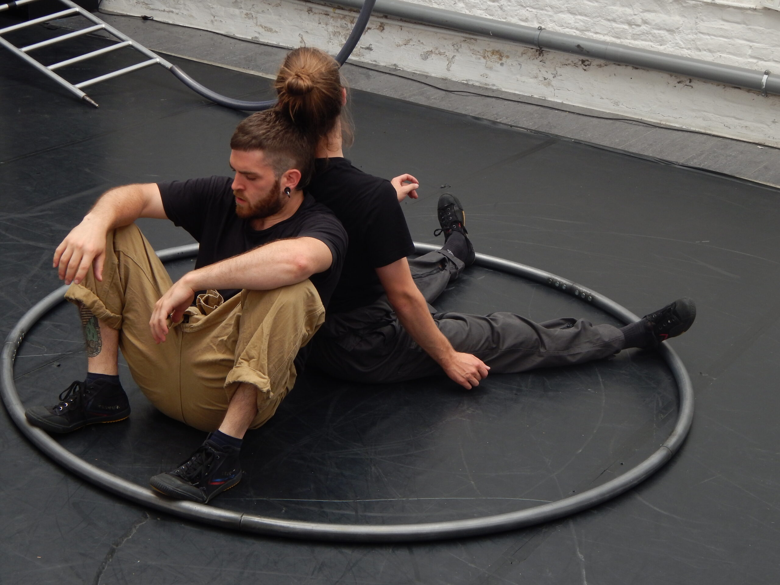 Aapo Honkanen & Daniele Ippolito – Cyr wheel & ladder act
