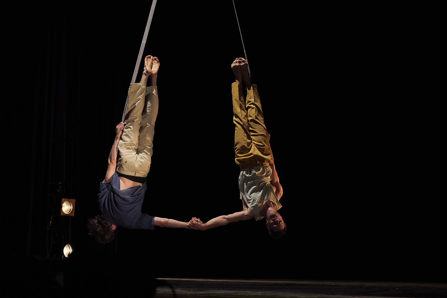 Ell Circo D'ell Fuego, Circus boeken, Maelstrom Alud Company, Foto: Jona Harnischmacher